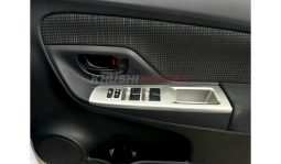 Toyota Vitz 2016 full