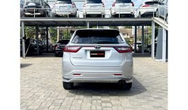Toyota Harrier 2017