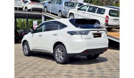 Toyota Harrier 2016