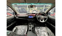 
Toyota Hilux D Cabin 2016 full									
