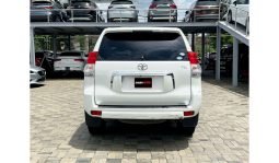 Toyota Land Cruiser PRADO 2012 full