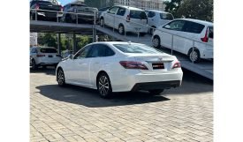 Toyota Crown RS 2018