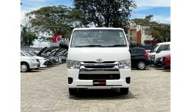Toyota Hiace 2016