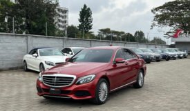 Mercedes Benz C200 2015