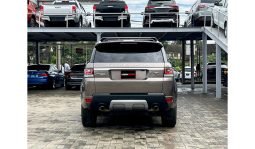 
Land Rover Range Rover Sport 2016 full									