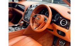 
Bentley Bentayga 2018 full									