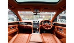 
Bentley Bentayga 2018 full									