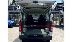 
Toyota Hiace 2016 full									