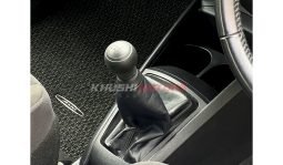 
Toyota Axio 2016 full									