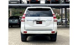 
Toyota Land Cruiser Prado 2017 full									