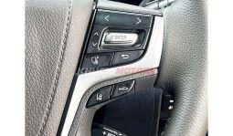 
Toyota Land Cruiser V8 2009 full									