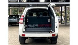 
Toyota Land Cruiser Prado 2017 full									