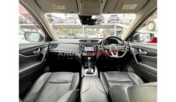 
Nissan X-Trail 2017 full									