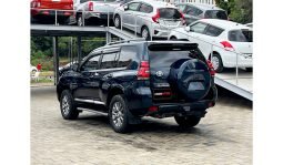 Toyota Land Cruiser Prado Kakadu 2018 full