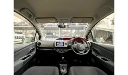 Toyota Vitz 2016 full