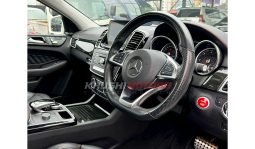 
Mercedes Benz GLE350D 2016 full									