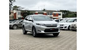 Toyota Harrier 2017