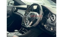 Mercedes GLA 45 AMG 2015 full
