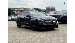 Mercedes GLA 45 AMG 2015 full