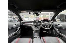 Mercedes GLA 45 AMG 2015 full
