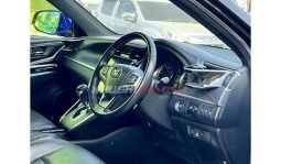 Toyota Harrier 2017 full