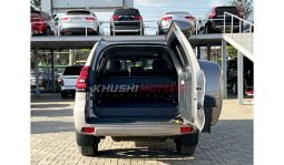 
Toyota Land Cruiser Prado VXL 2023 full									