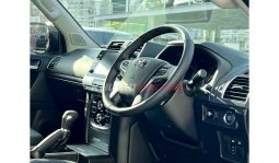 
Toyota Land Cruiser Prado VXL 2023 full									