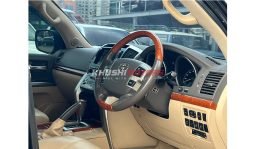 Toyota Land Cruiser V8 2014 full