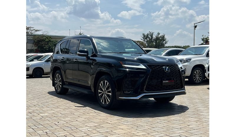 
Lexus LX600 2023 full									