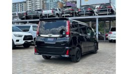 Toyota NOAH 2017 full