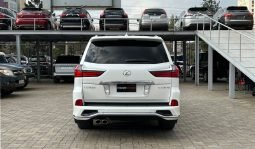 
Lexus LX570 2016 full									