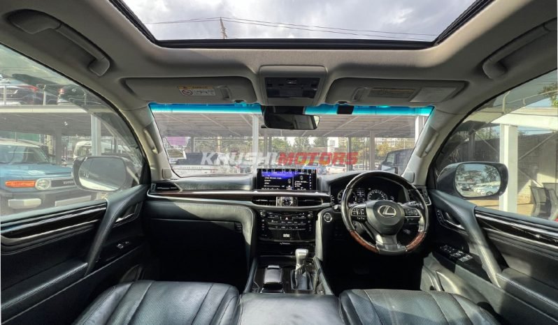 
Lexus LX570 2016 full									