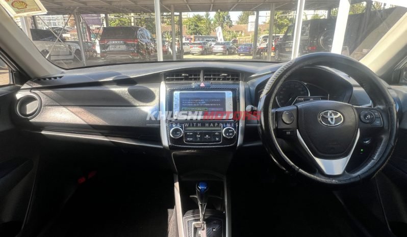 
Toyota Fielder 2015 full									