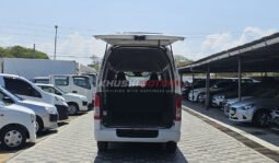 Toyota Hiace 2018 full