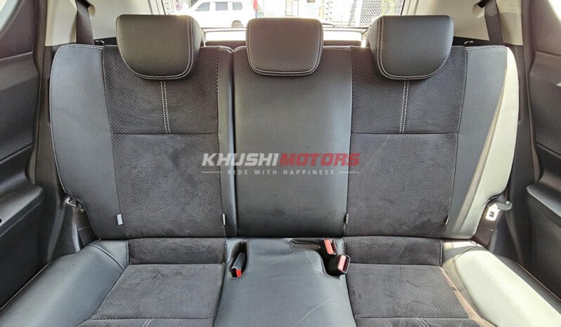 
Toyota Aqua 2017 full									