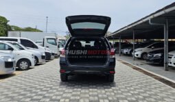 Toyota Fielder Hybrid 2018 full