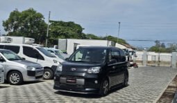 Toyota Porte 2018 full