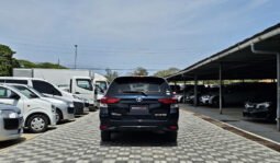 Toyota Fielder Hybrid 2018 full