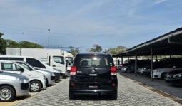 Toyota Porte 2018 full