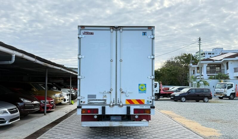 
Isuzu Forward Freezer 2019 full									