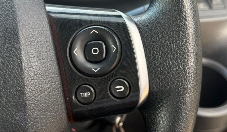 
Toyota Sienta 2019 full									