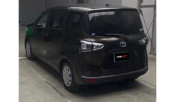 
Toyota Sienta 2019 full									