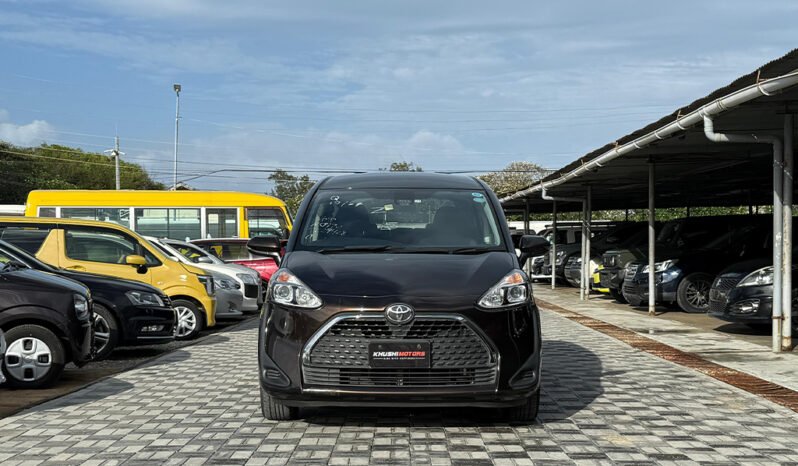 
Toyota Sienta 2019 full									