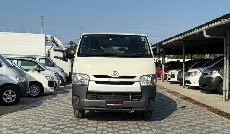 
Toyota Hiace 2018 full									