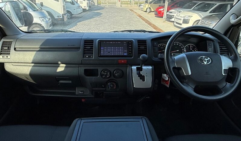 
Toyota Hiace 2018 full									