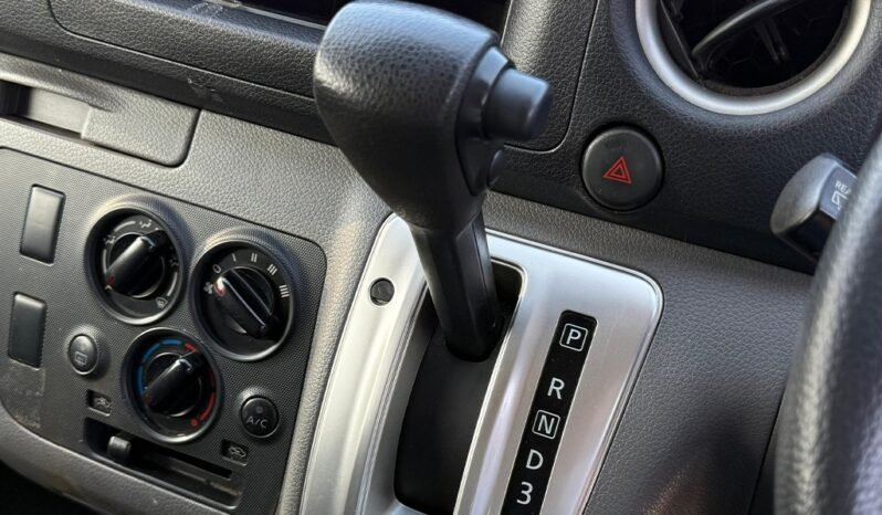 
Isuzu Como 2018 full									