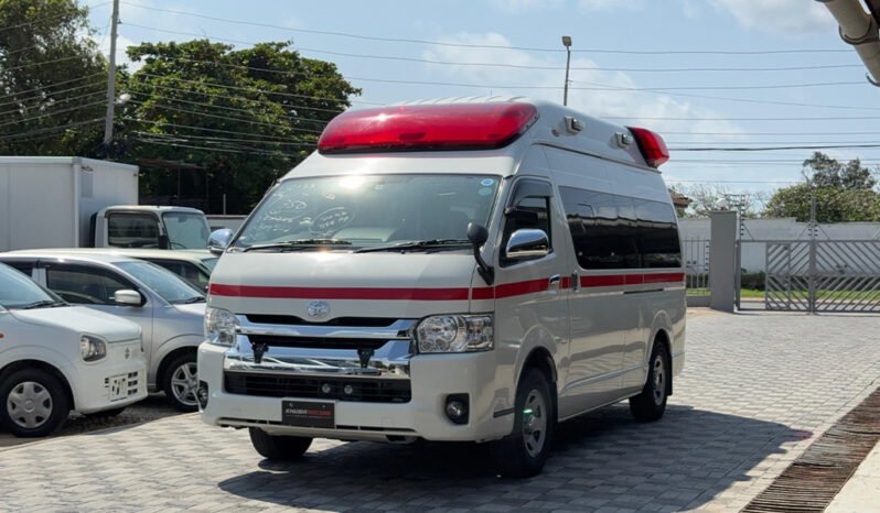 
Toyota HiAce Ambulance 2018 full									