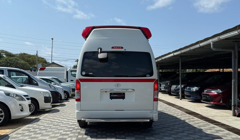 
Toyota HiAce Ambulance 2018 full									