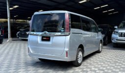 
Toyota Noah 2018 full									