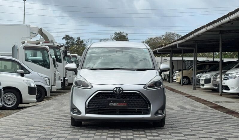 
Toyota Sienta 2019 full									